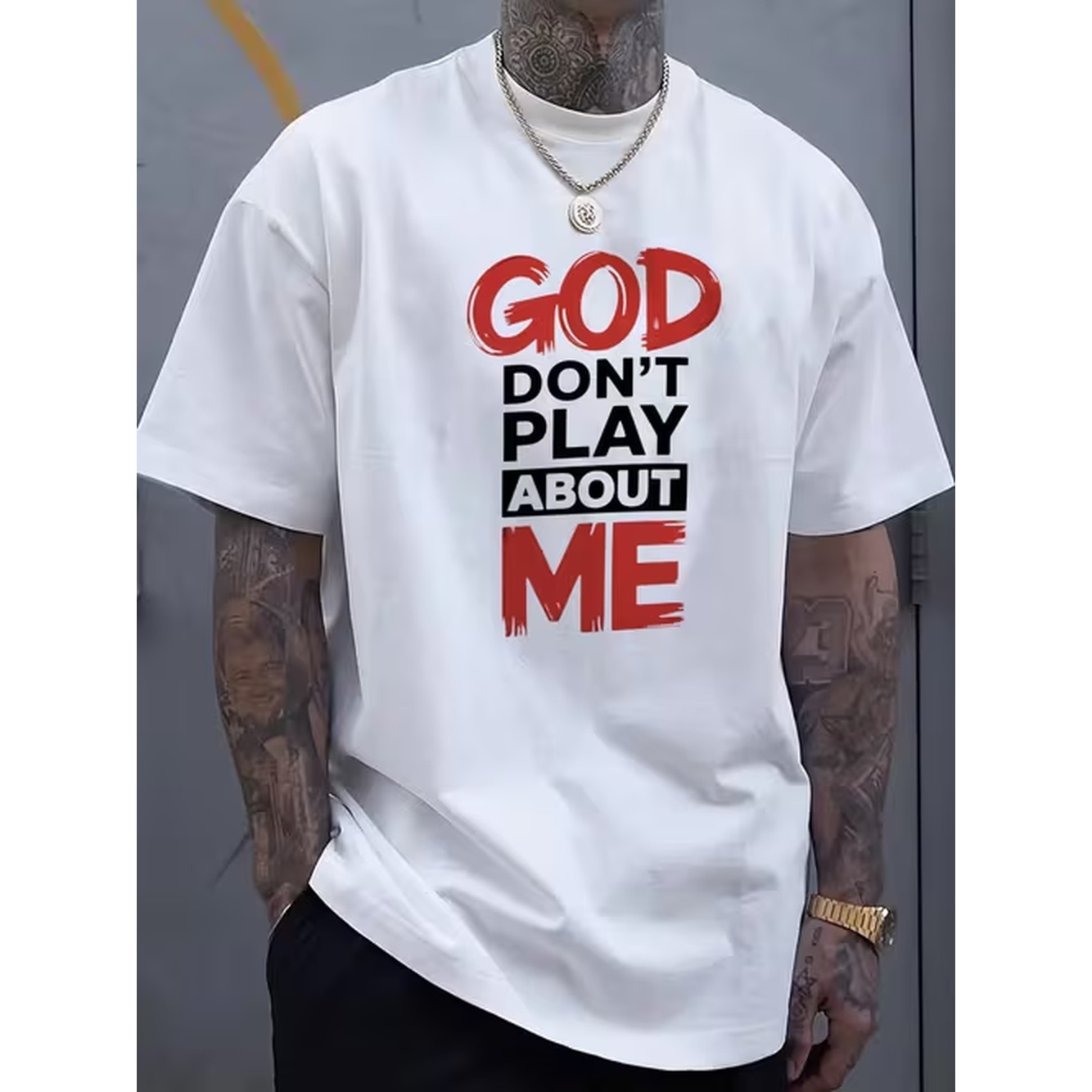 Graphic Tee Oversized - Koszulka z grafiką i napisem: Bóg